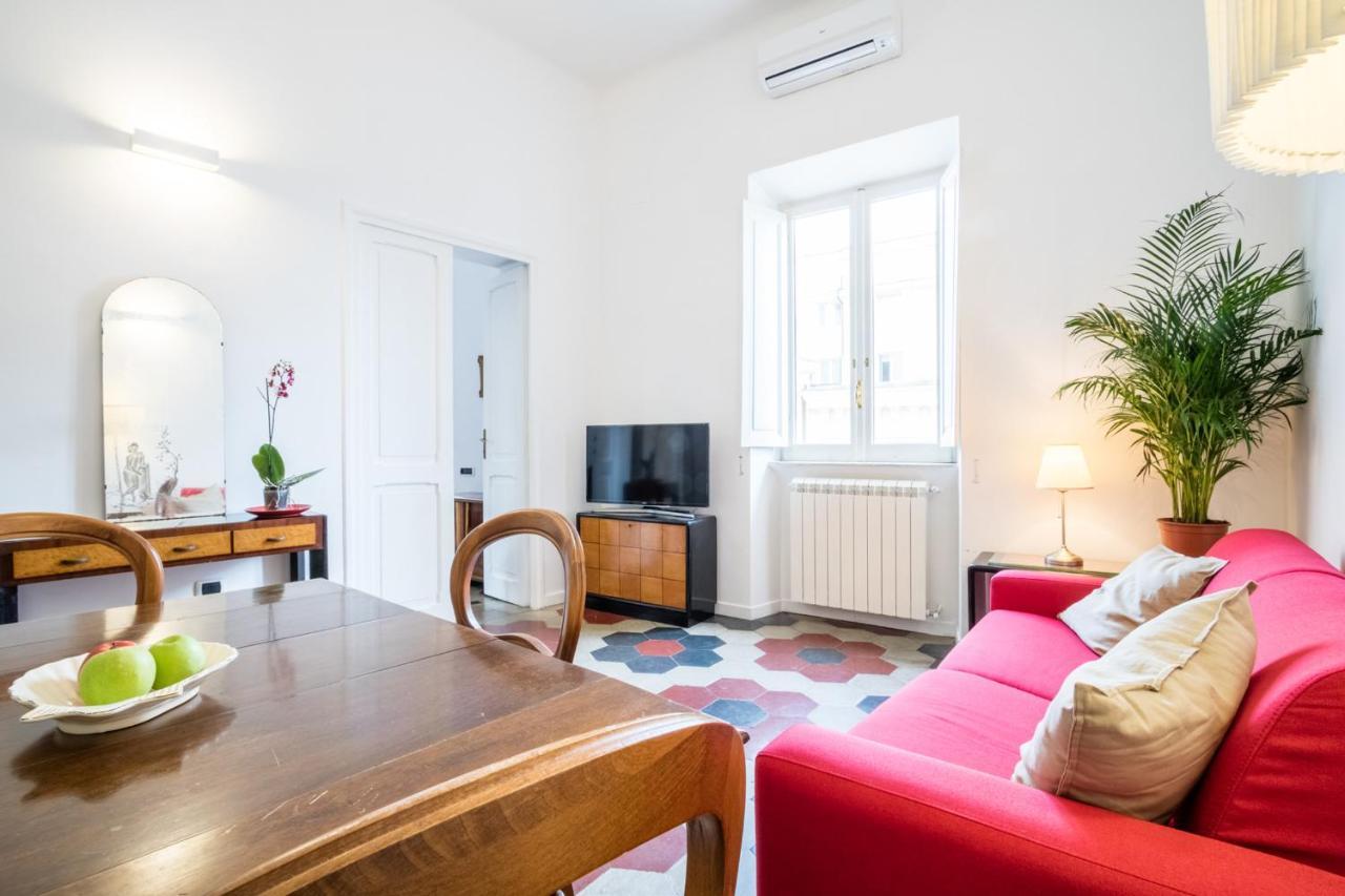 Relax Apartment Zanardelli, Piazza Navona Rome Buitenkant foto